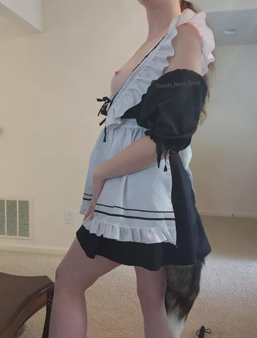 My tail is long enough to still be seen while cleaning 