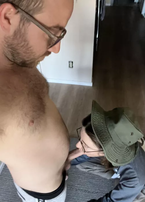 Nerdy guys suck cock too 🤓🍆😛🤤