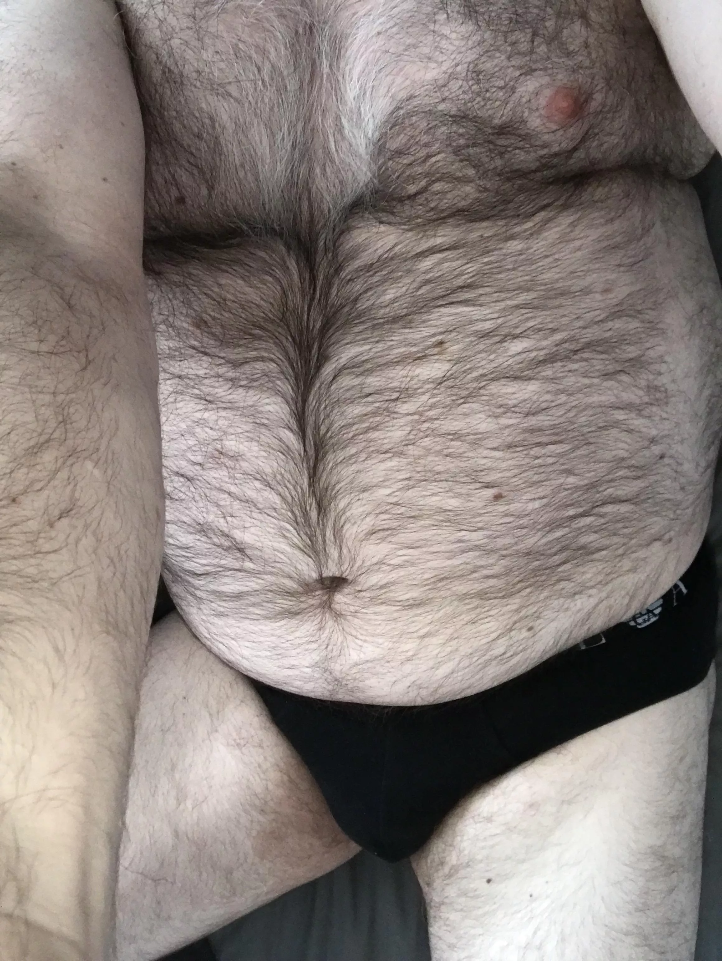 Tuesday! Looking for underwear bear buddies in the UK