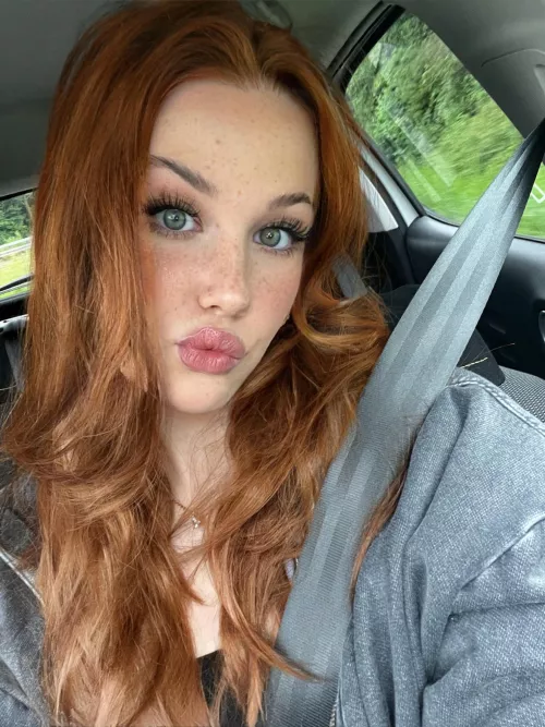 wanna give me a kiss ? :)