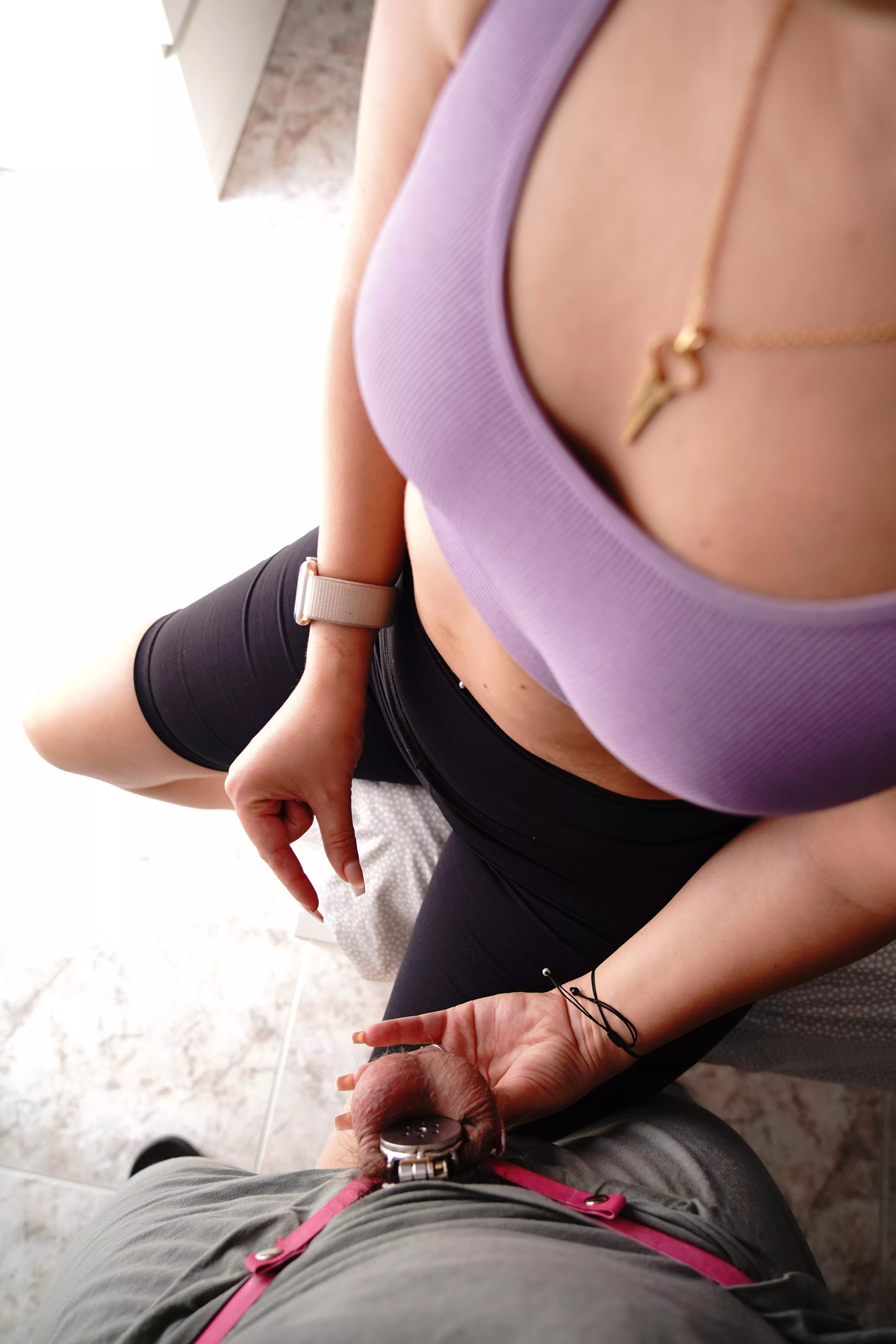  You deserve nothing more than a flat cage....  [domme]