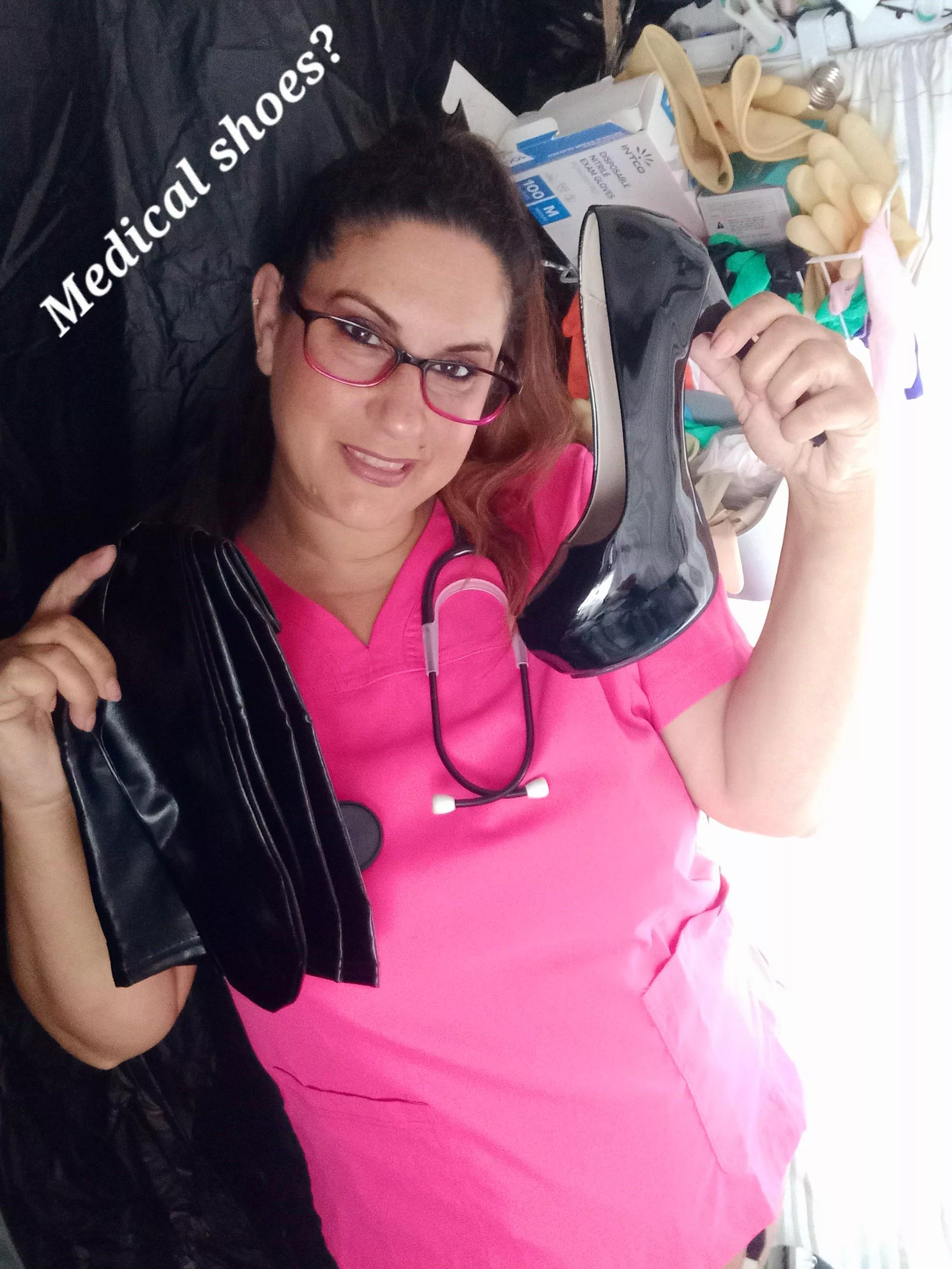 Can I give you surgery in my long PVC stockings and high heels today maybe you need all trampling surgery