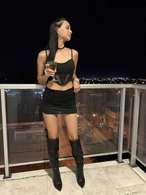 Do you think my skirt is too tight?