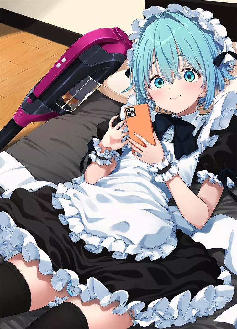 He's not dressed like this to clean, but because it looks good on him