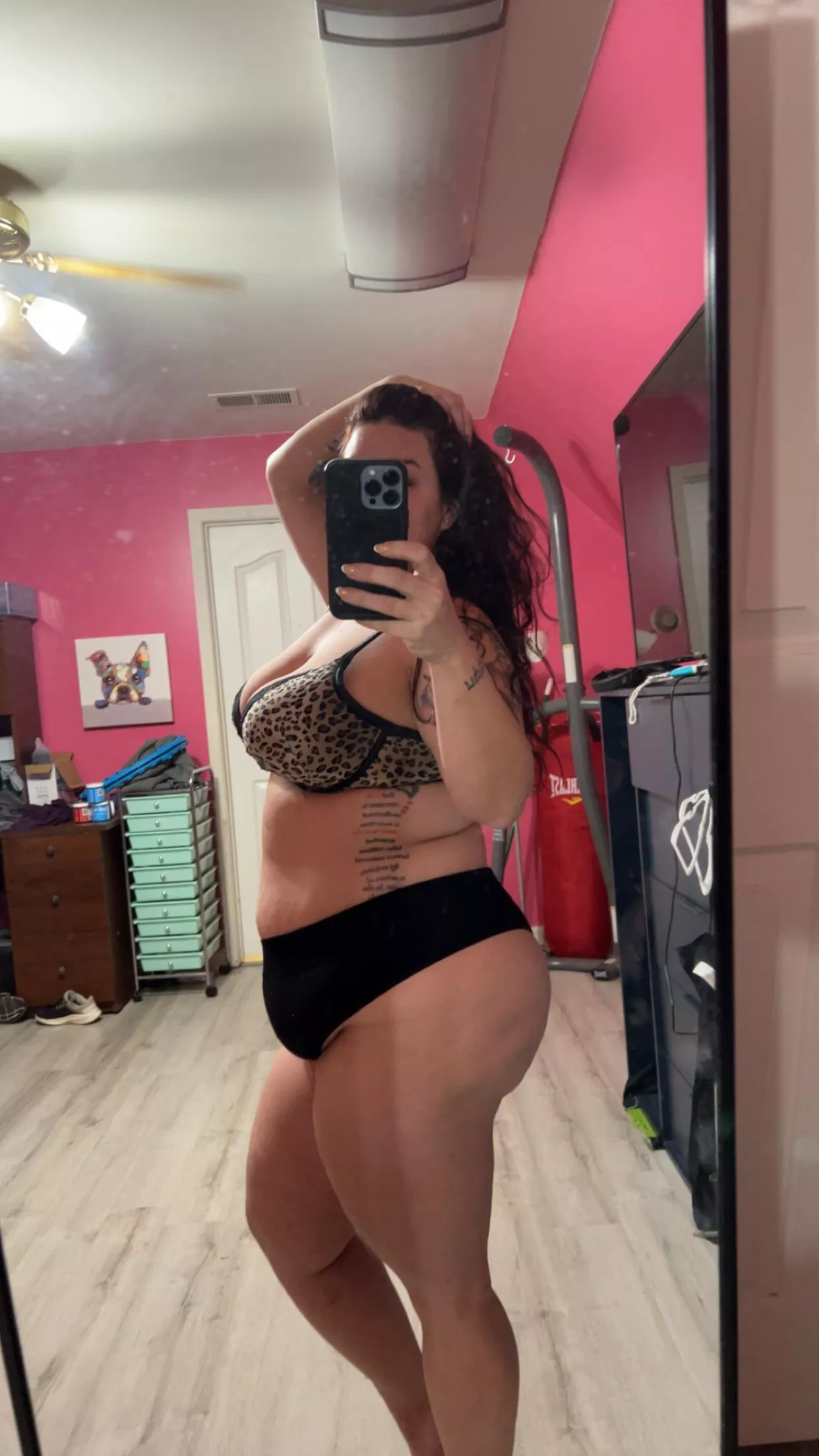 I’d say divorce looks good on me 🫶🏻