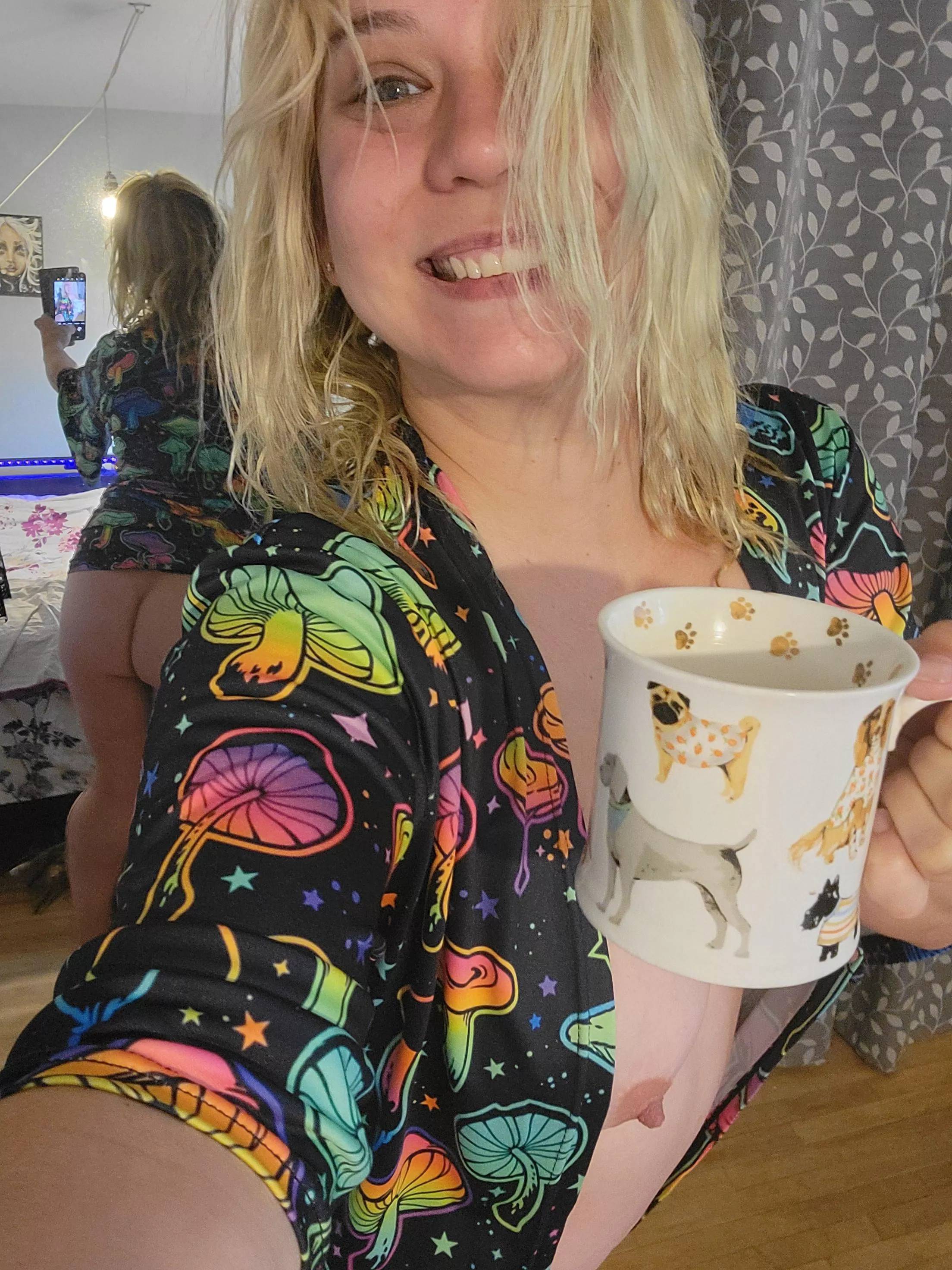 My Bed head is strong this morning 🤣 maybe Coffee will help.