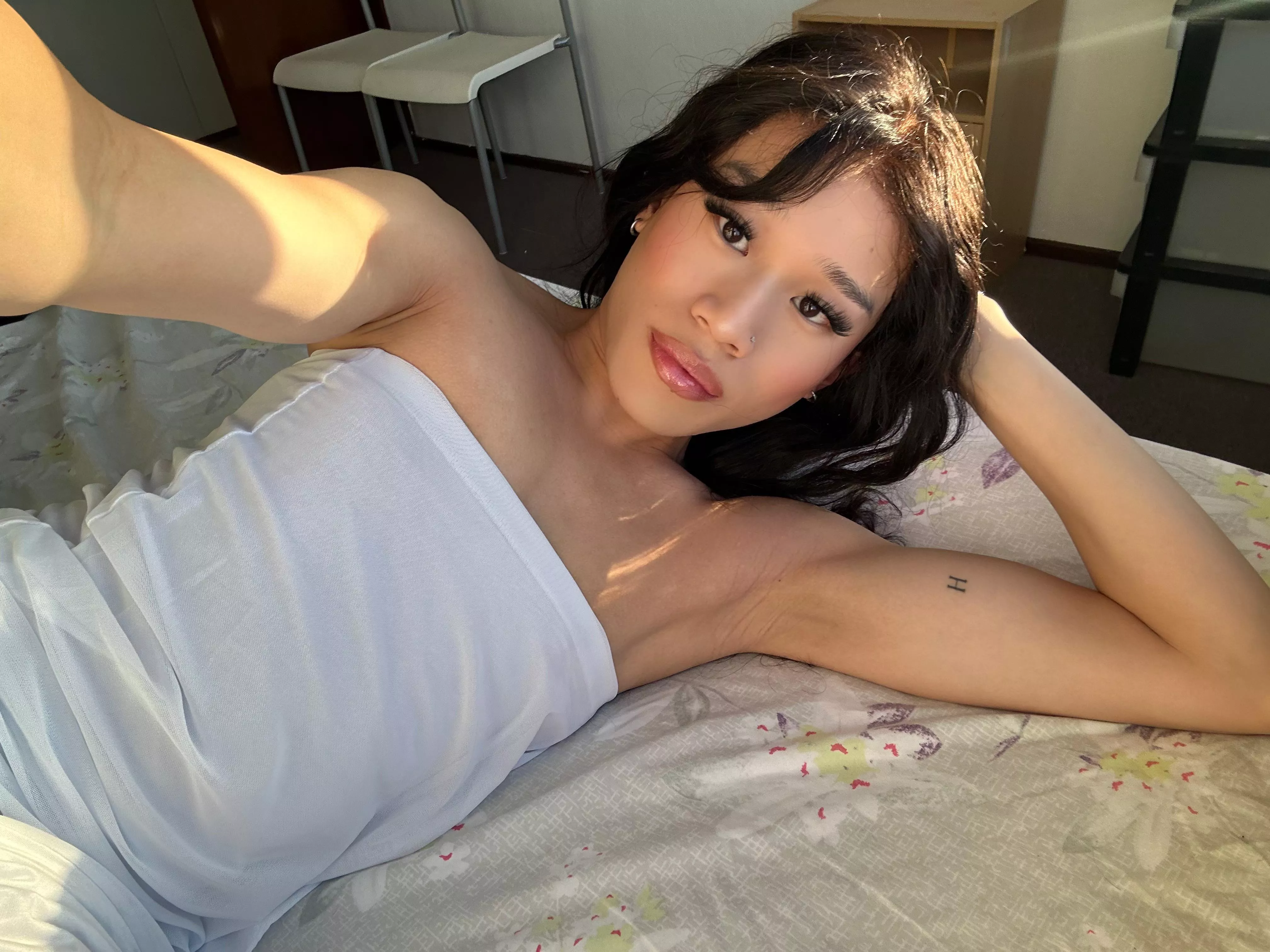 can i be your vietnamese girlfriend