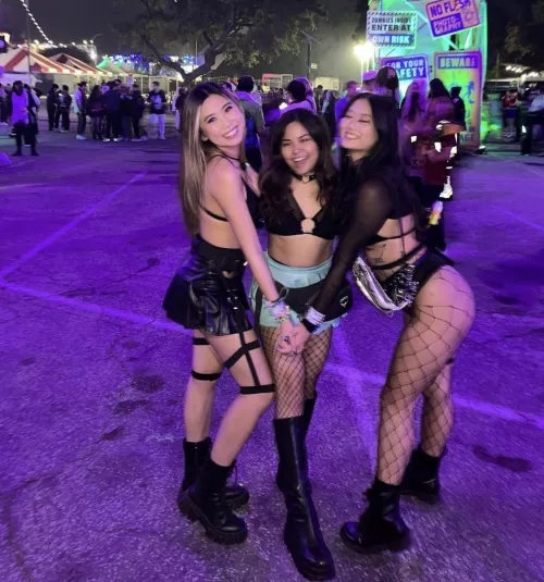 Fishnets & Skirts [3]