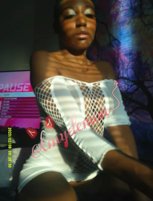 Follow me @tinydemon_1024