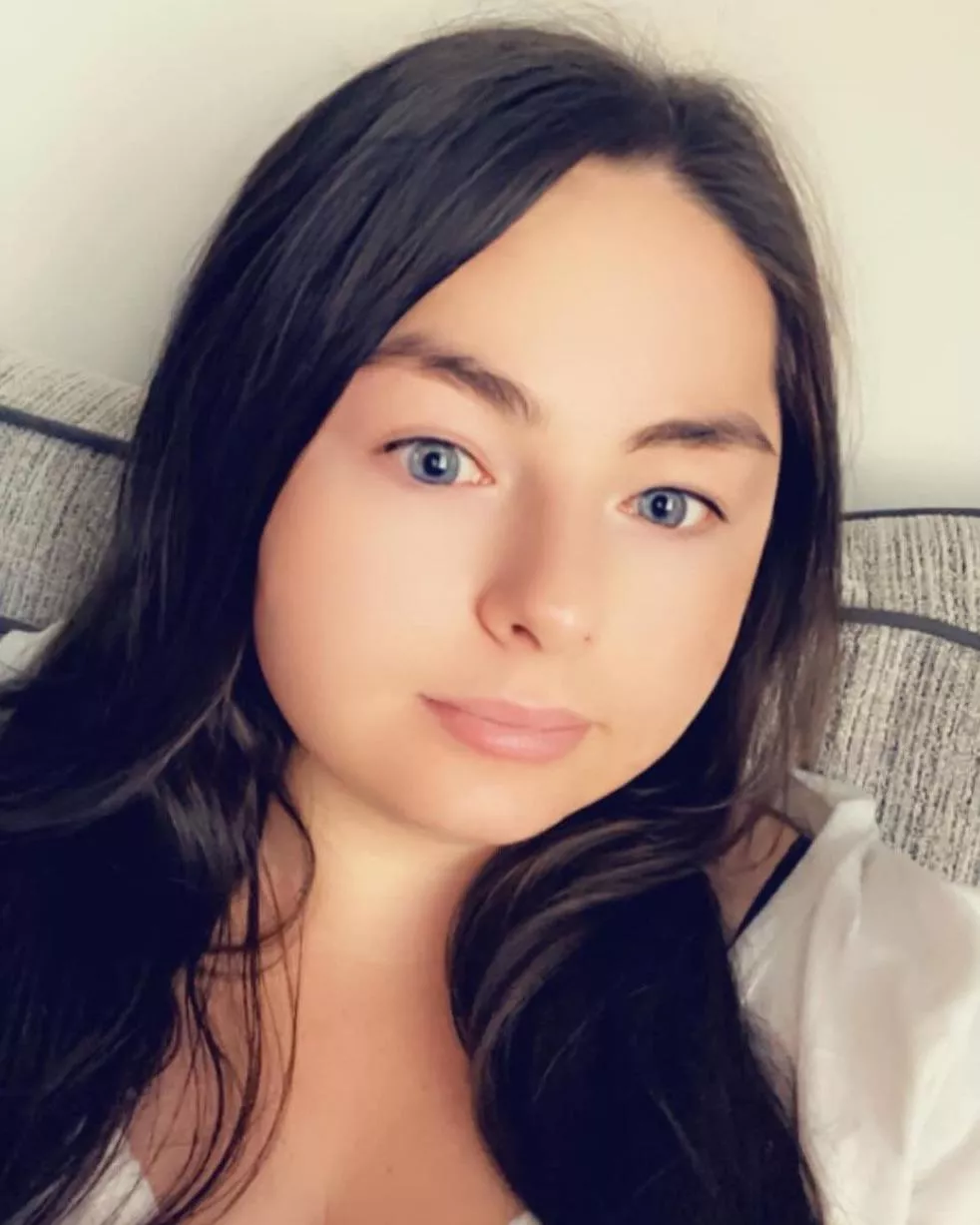 Getting my wisdom teeth removed today🙄💕