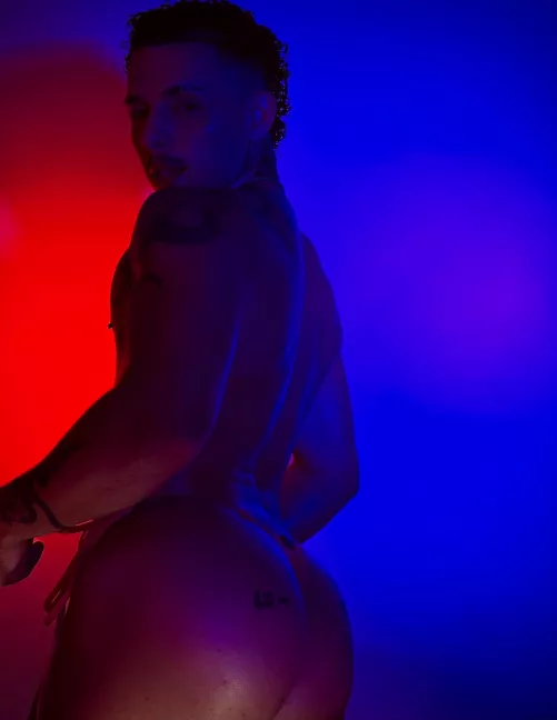 Happy bottom day to us who are warriors🫶🏼🍑💦