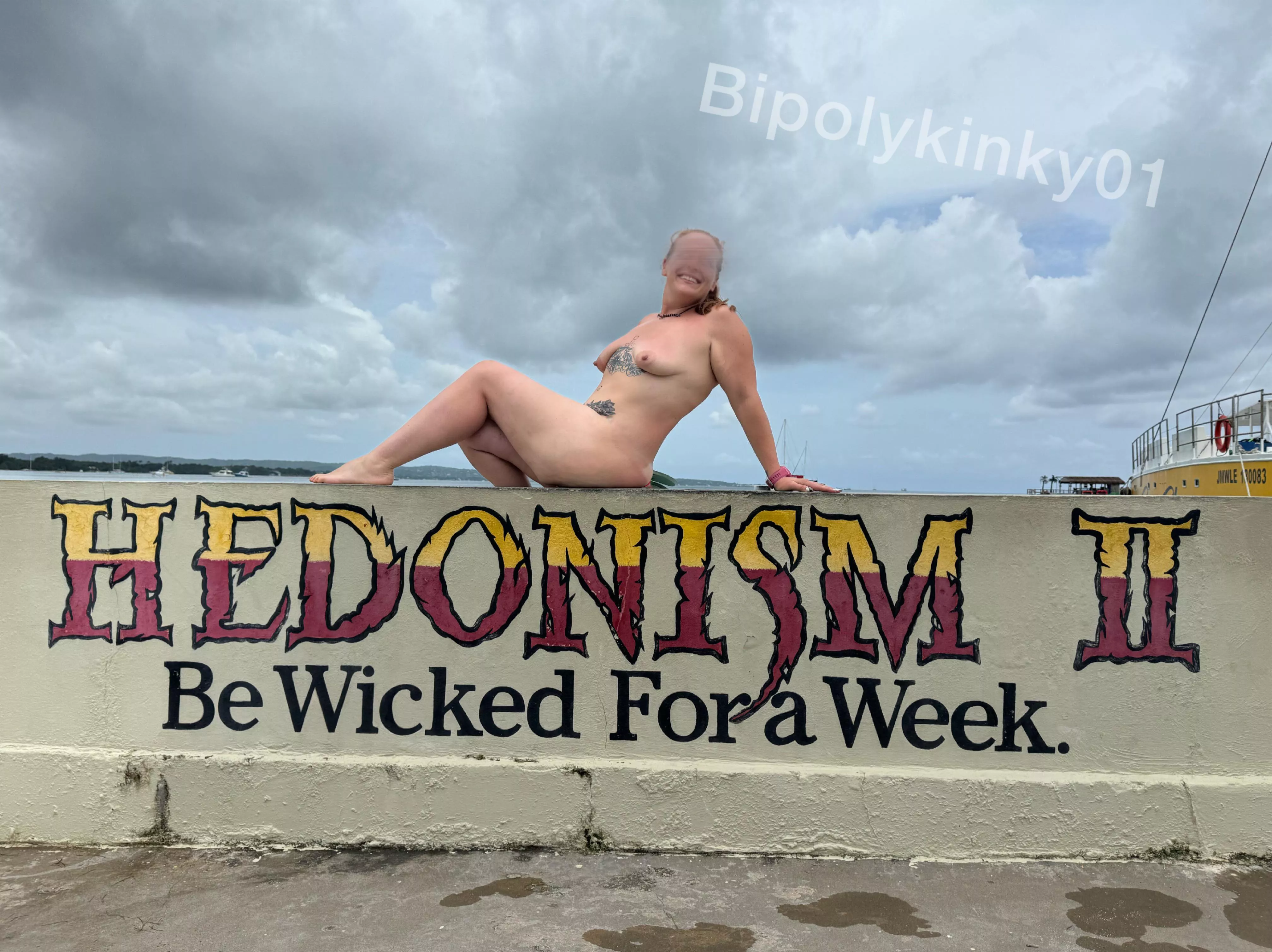 I fucked a lot of people this week, I’ve never felt so free and happy to be my slutty self!