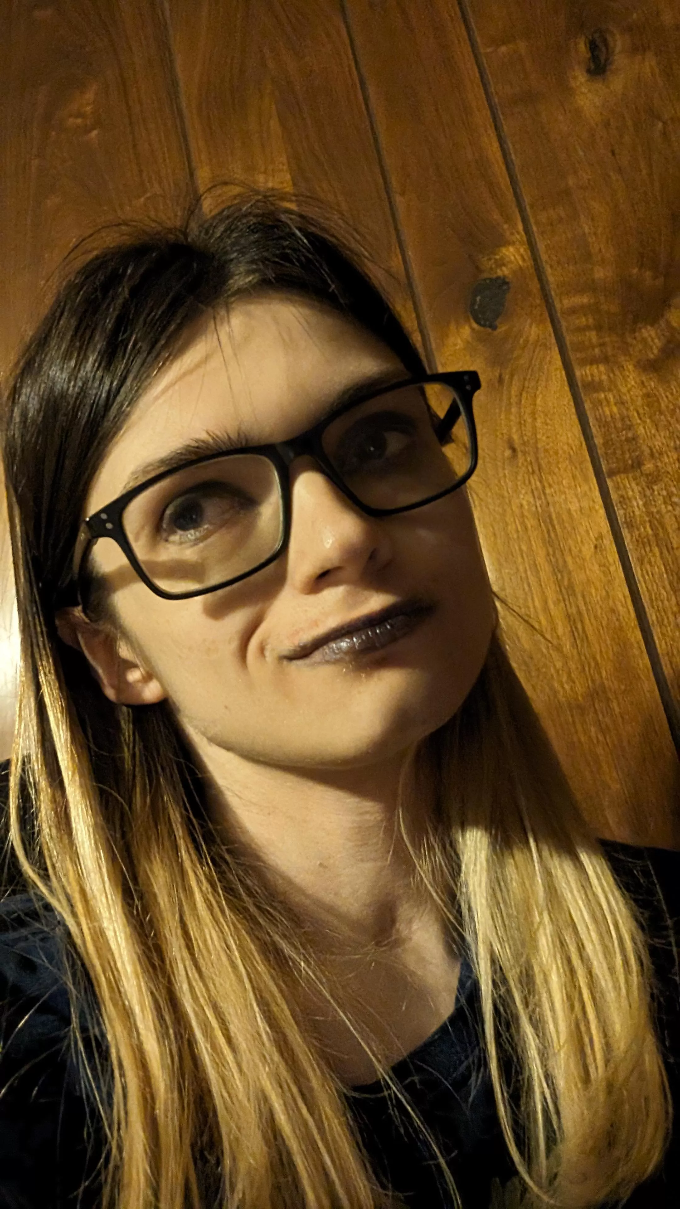 I suck at makeup 😭