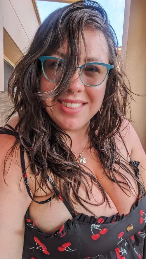 Salty hair, don't care! Beach vibes all day. 🌞 🌊