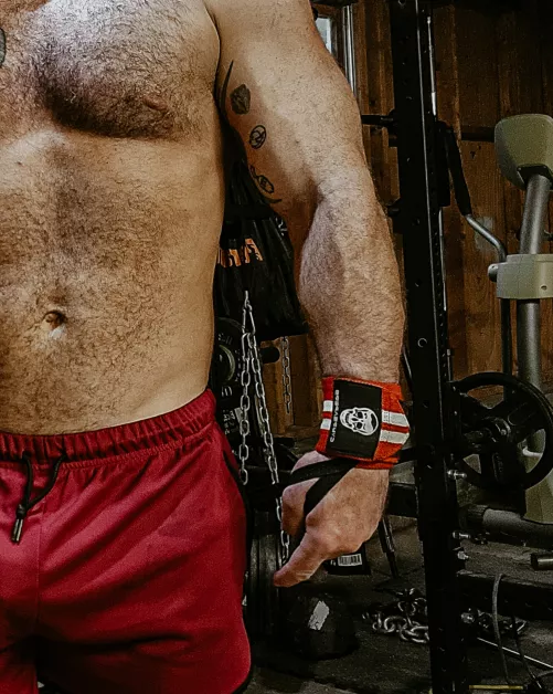 Thick and veiny, anyone? 