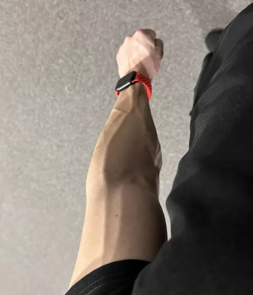 Veins popping