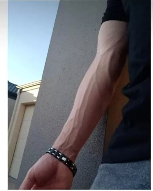 You would look even prettier with my hands around you 