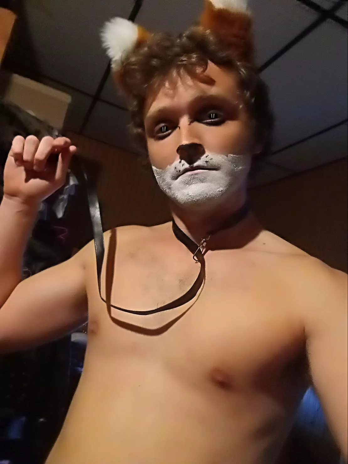 As your pet, let me dominate you 🦊 ❤️