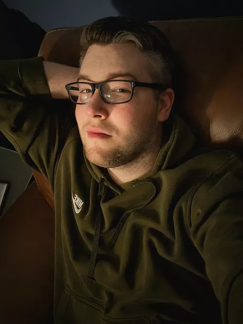 Awake way sooner than I wanted to be lol. 