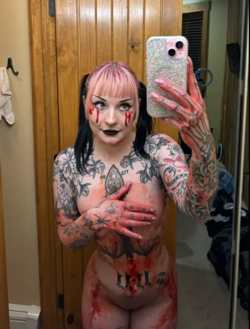 cover my goth tits your hot cum ;)