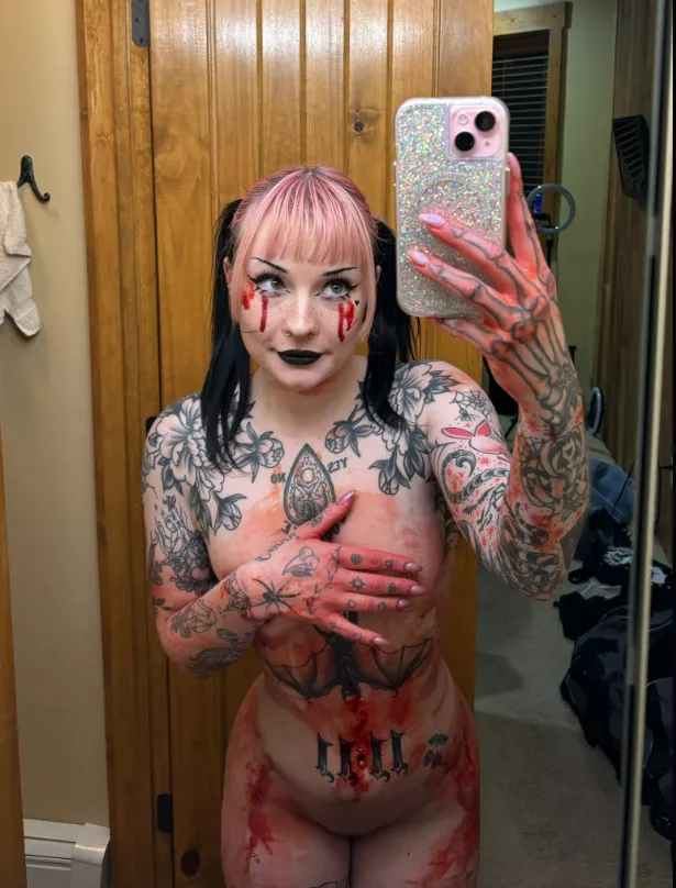 cover my goth tits your hot cum ;)