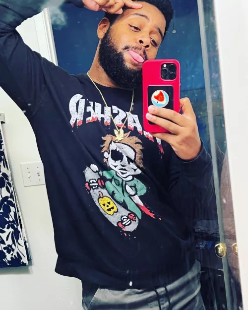 Friyay what games we playing?!