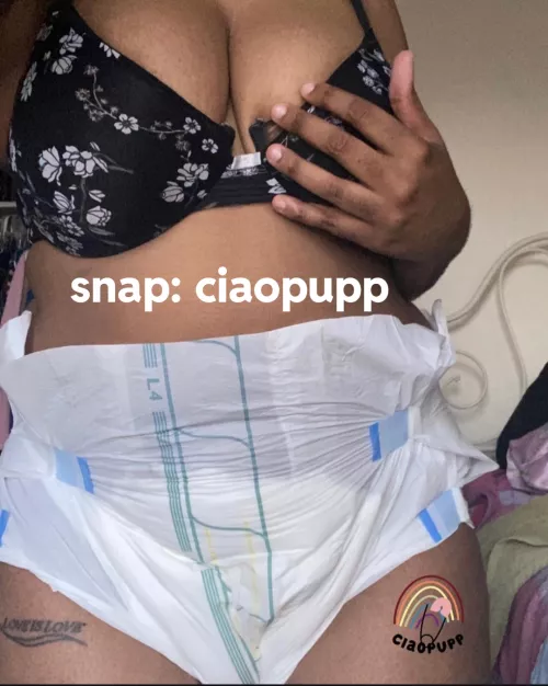 I'm a diaper girl 👑 in a diaper world 🌎 