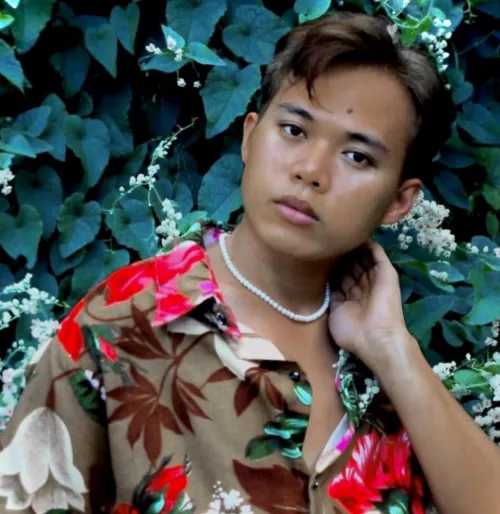 Let’s play a game outside