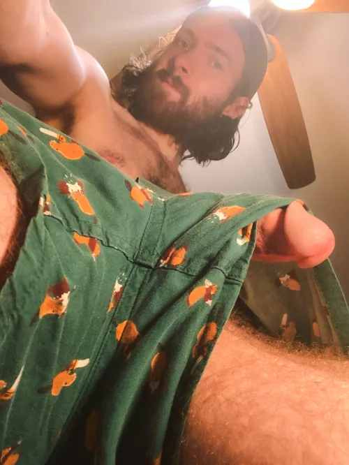 Something slipped out my boxers 😏