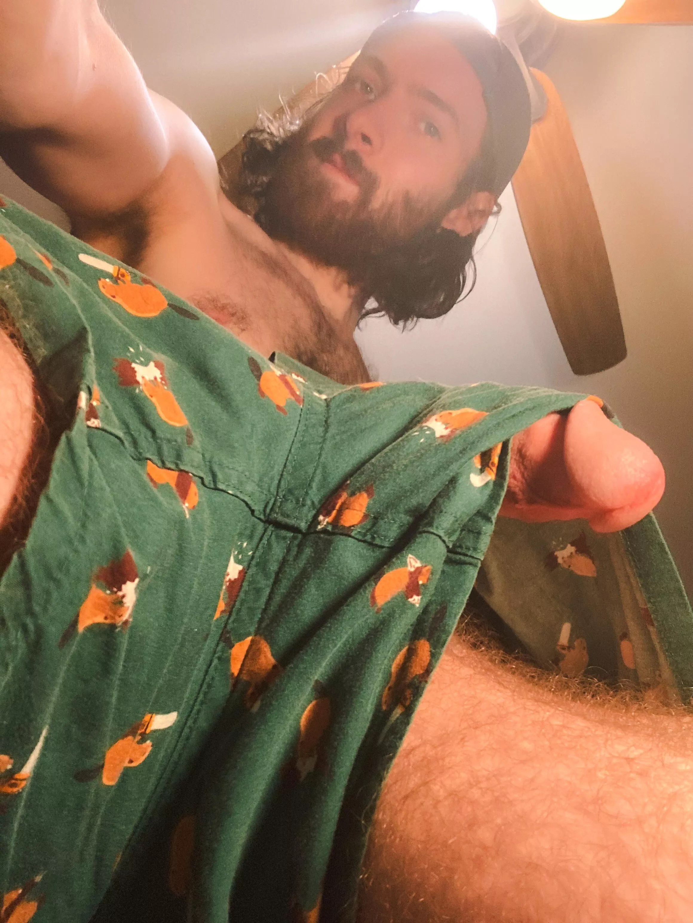 Something slipped out my boxers 😏