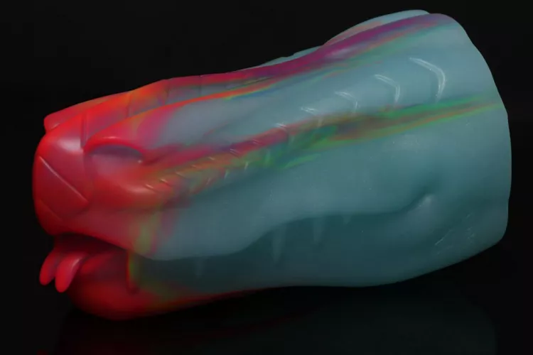 Wanted a Fiona for a while and finally decided to grab this beauty for my birthday alongside my custom order. Did it separate so she'll arrive earlier.