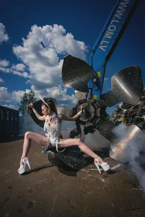 What about this cool outfit?)