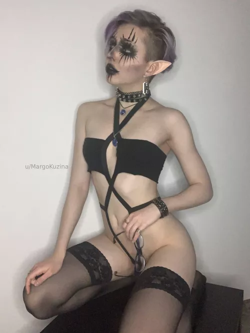 what's up, keeper of the night's secrets, wishing you a night of hauntingly beautiful dreams