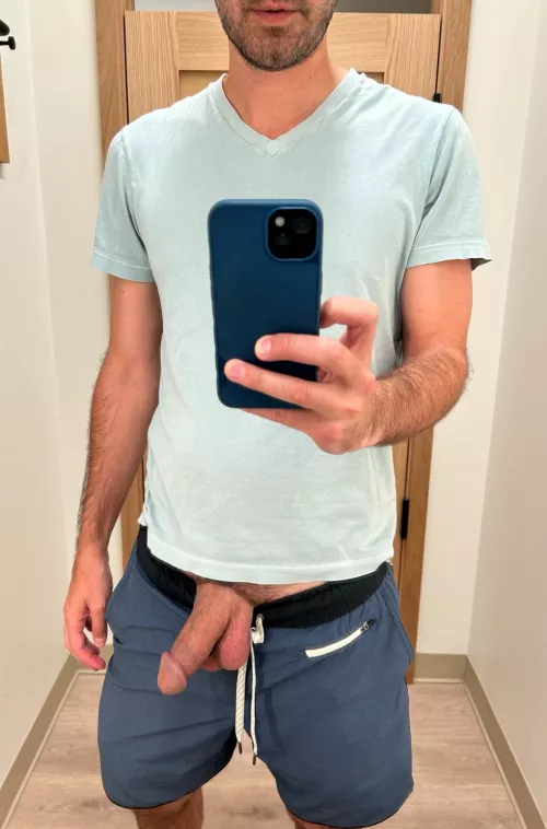 Would you meet me in the changing room? [40]