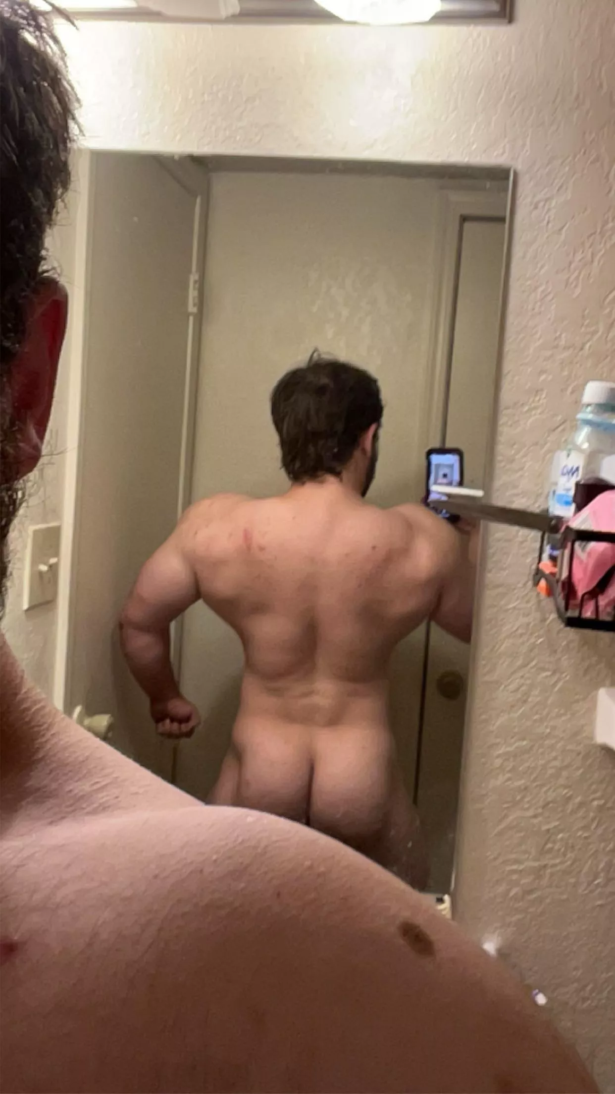 Deep squats now a days 😈