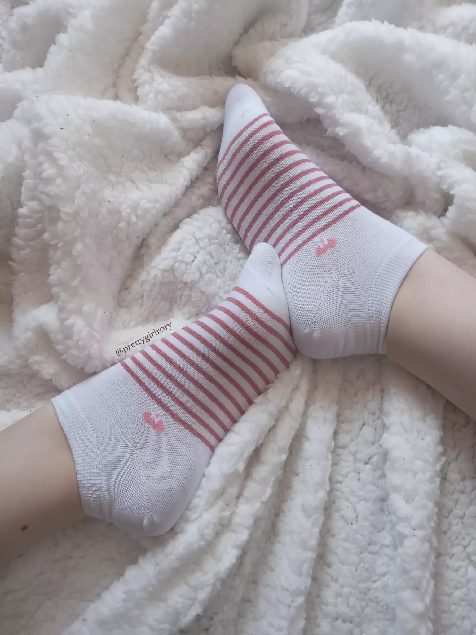 do you like striped sock? 🤭