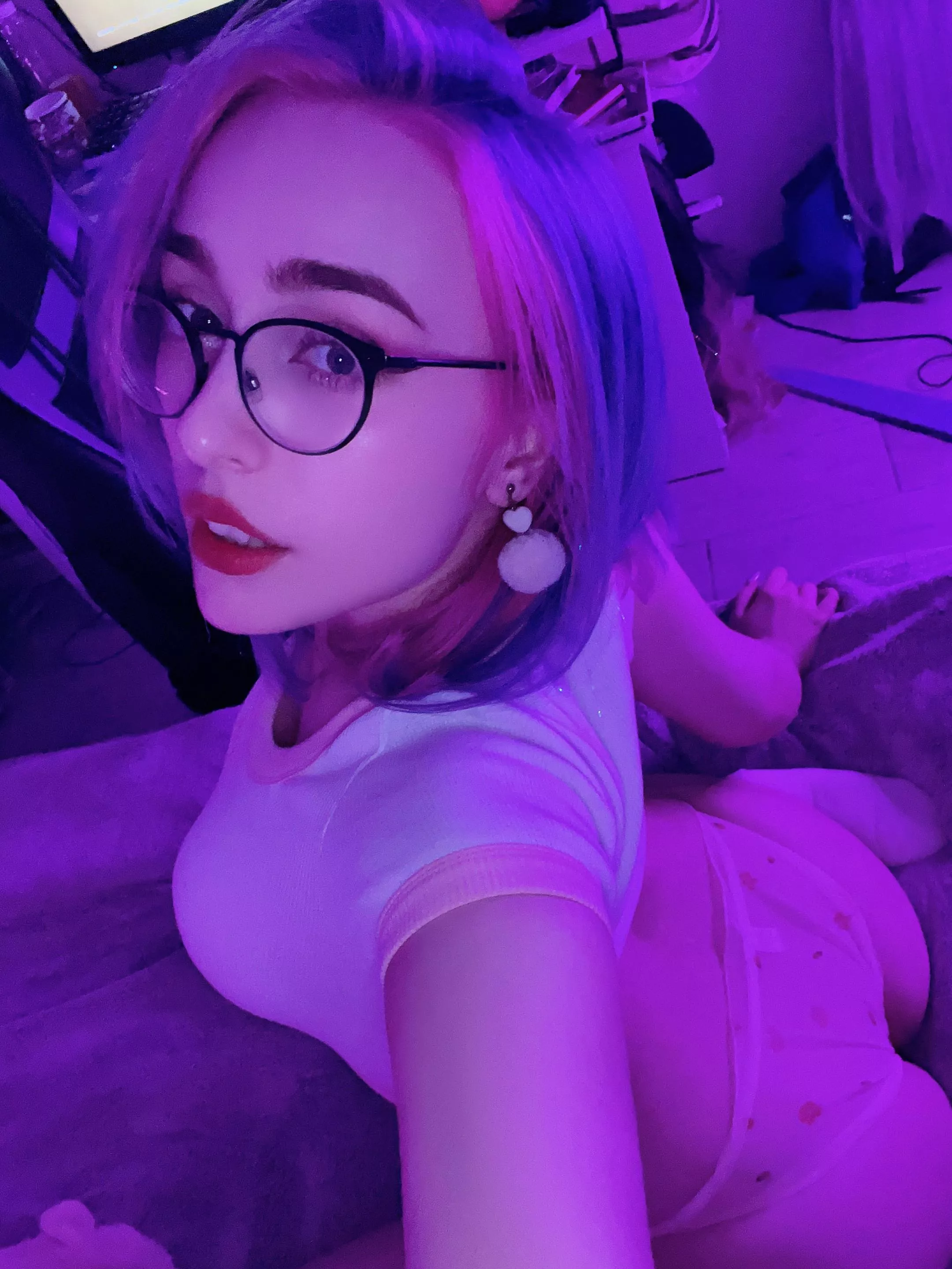 how fuckable do i look