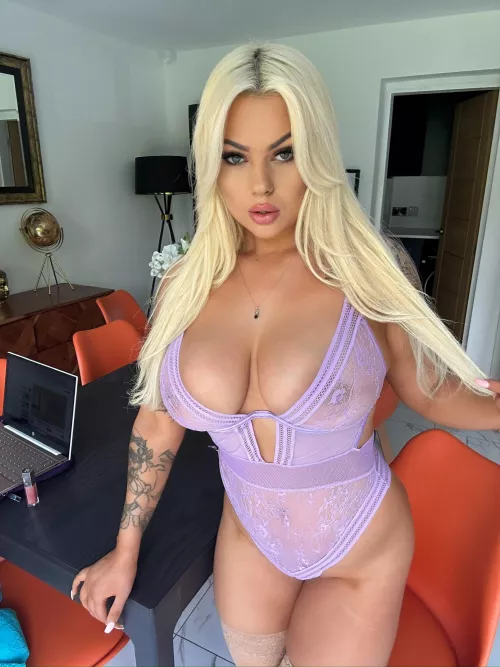 I hope big titty blondes are your type 