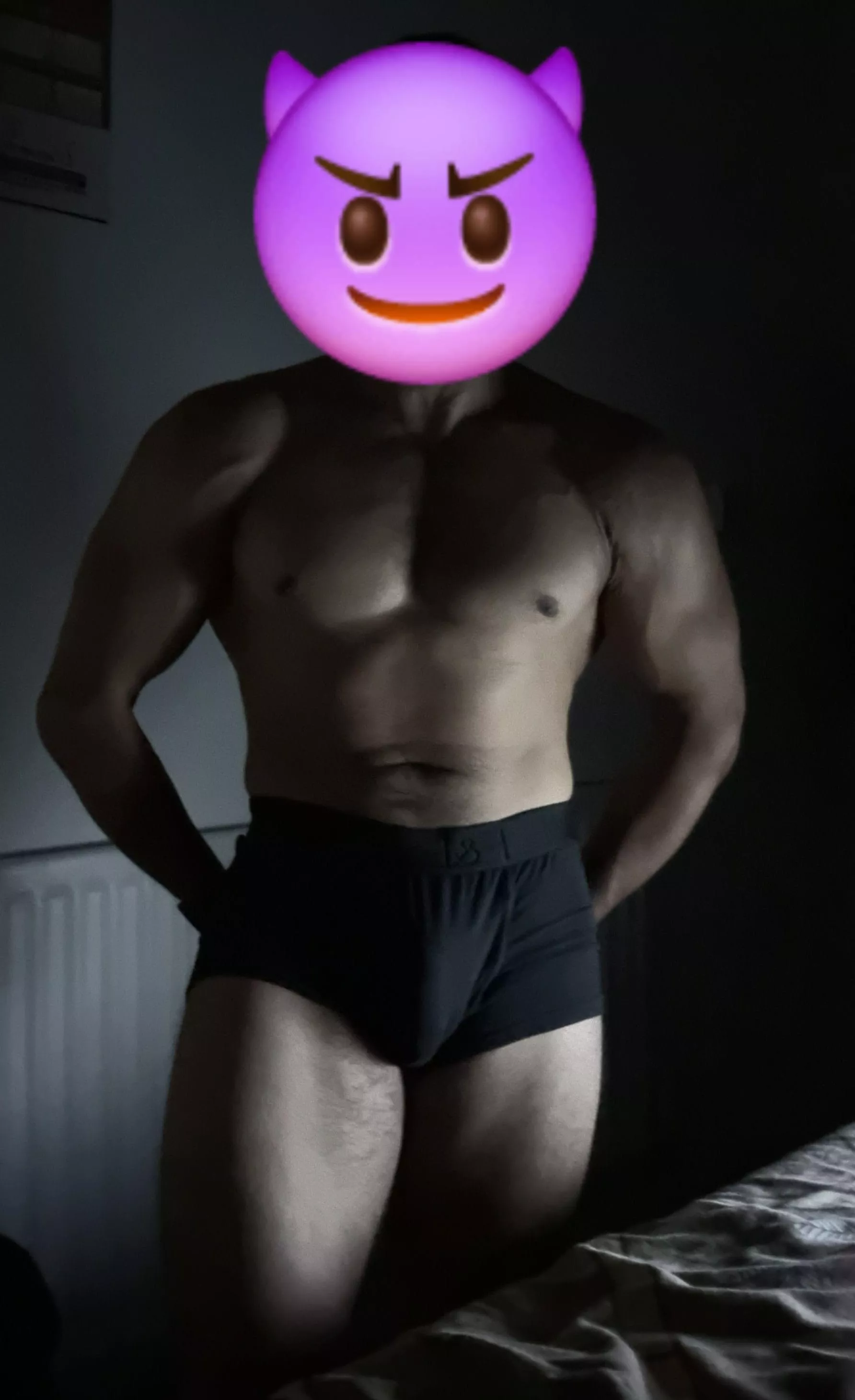 Need a experienced sub who knows what a real blowjob is. Put daddy's cock in your mouth, get it nice and wet. Make it grown and throb down your throat.