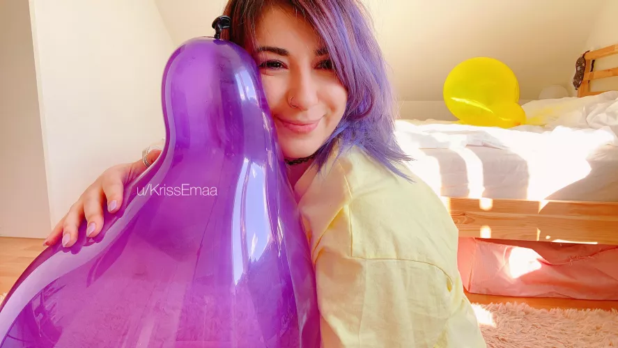 Balloons + Girls = Love 🎈