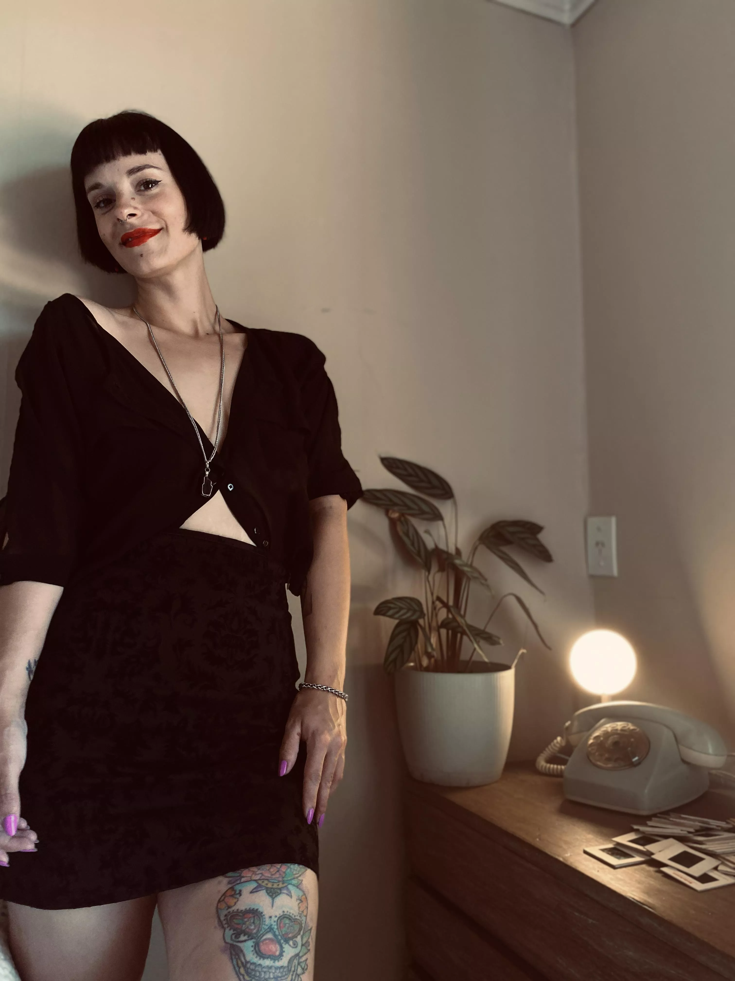 Beautiful straight bangs that are hard to find 