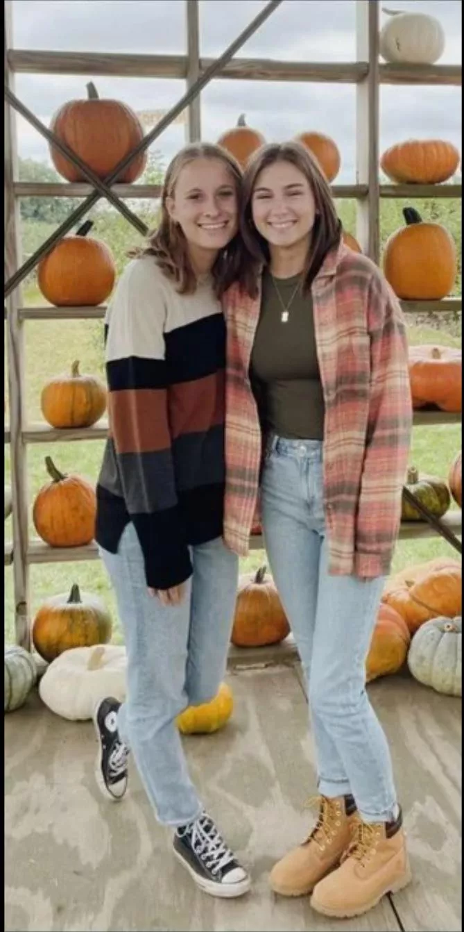 Fall girls 