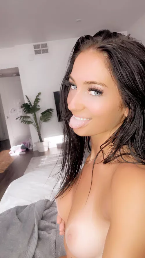 give me attetion🥺