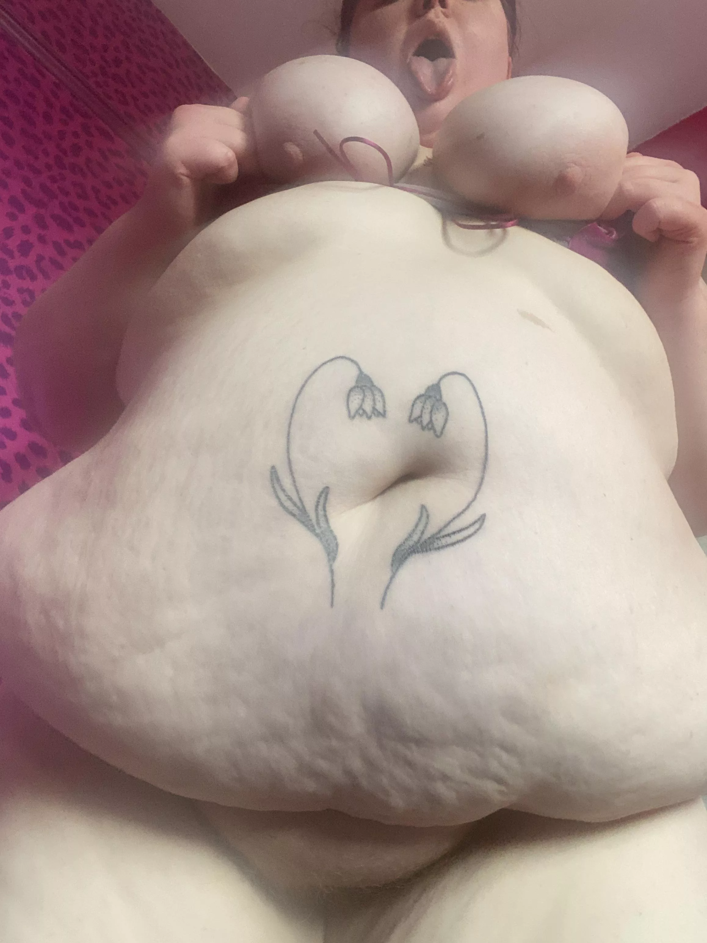 I wanted to show you my new undies but they fell off 😳