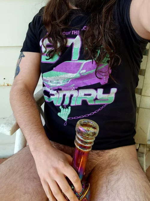 It's a bong and band tee kinda night.