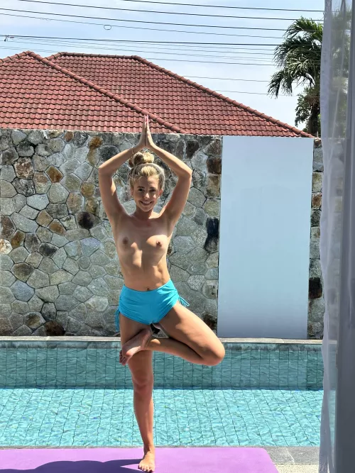 Just a seductive smile for you handsome