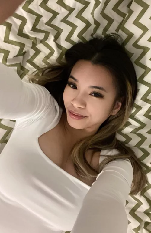 Thoughts on this perfect Filipina face?