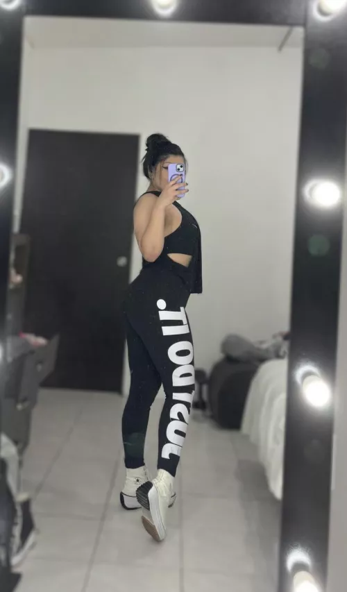 working on the booty today 