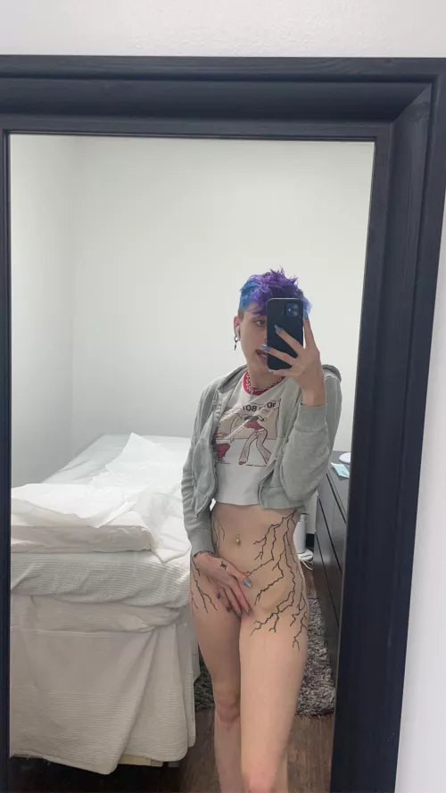 Your purple buzzcut gf that sends you pics while ur at work