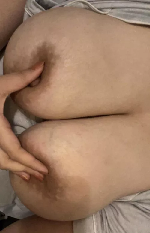 Come worship mommy while you play with your tiny clit